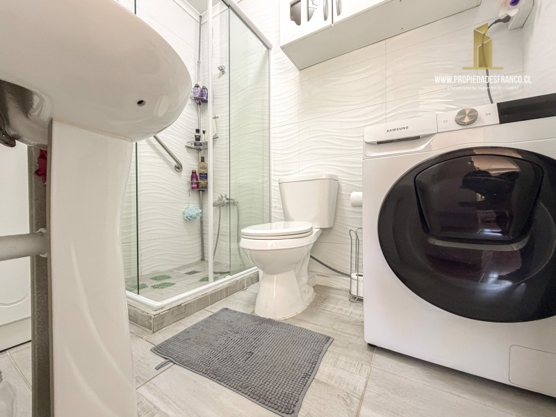 Moderno y Seguro Dpto 2D Remodelado Amoblado Quinta Vergara