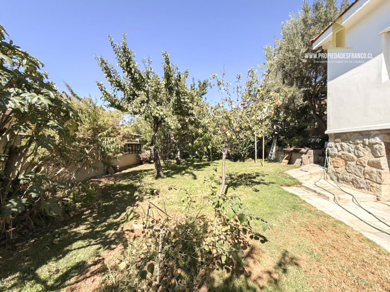 Casa Solida Con Gran Terreno A 3 Cuadras del Centro Quilpue