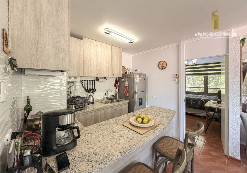 Moderno y Seguro Dpto 2D Remodelado Amoblado Quinta Vergara