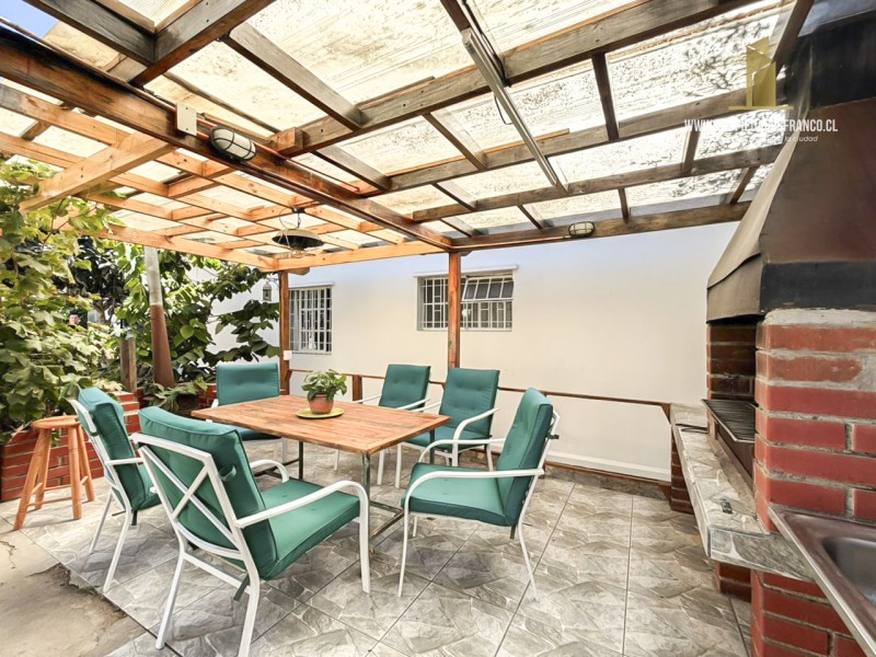 Casa Solida Con Gran Terreno A 3 Cuadras del Centro Quilpue