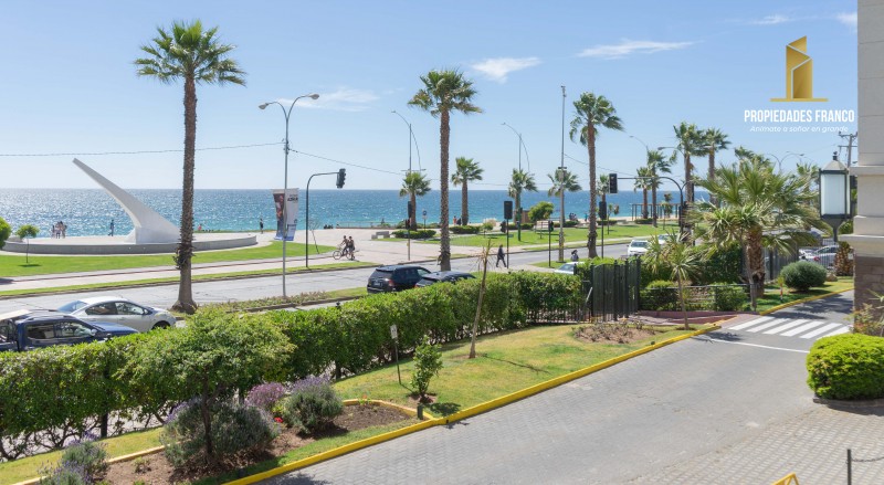 Dpto Remodelado Con Increible Vista Al Mar en Coraceros