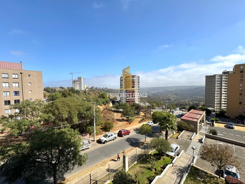 Venta Depto 4D 2B Cercano A Gomez Carreño