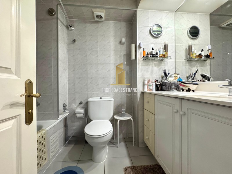 Venta Departamento Frontal Vista Al Mar 4D 3B