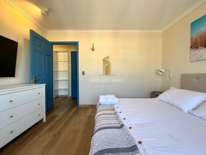 Venta Departamento Remodelado Frentre Al Mar 2D 1B