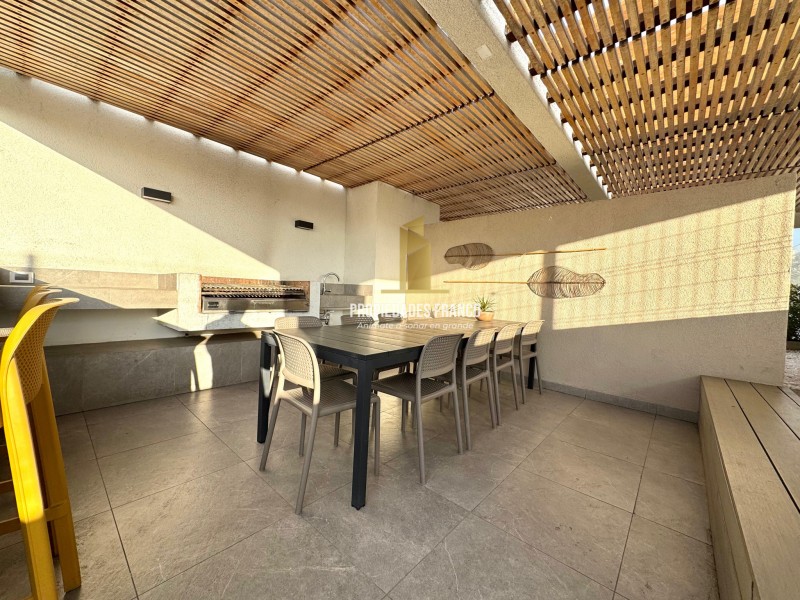 Venta Departamento 1D 1B 1E Ubicado en 2 Norte Con Oriente