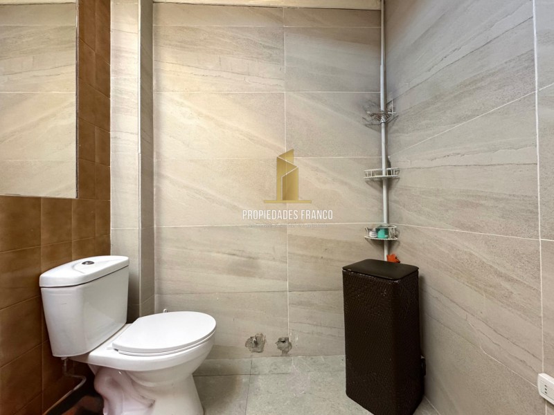 Imponente Casa en Villa Alemana en Terreno de 2,930 M2