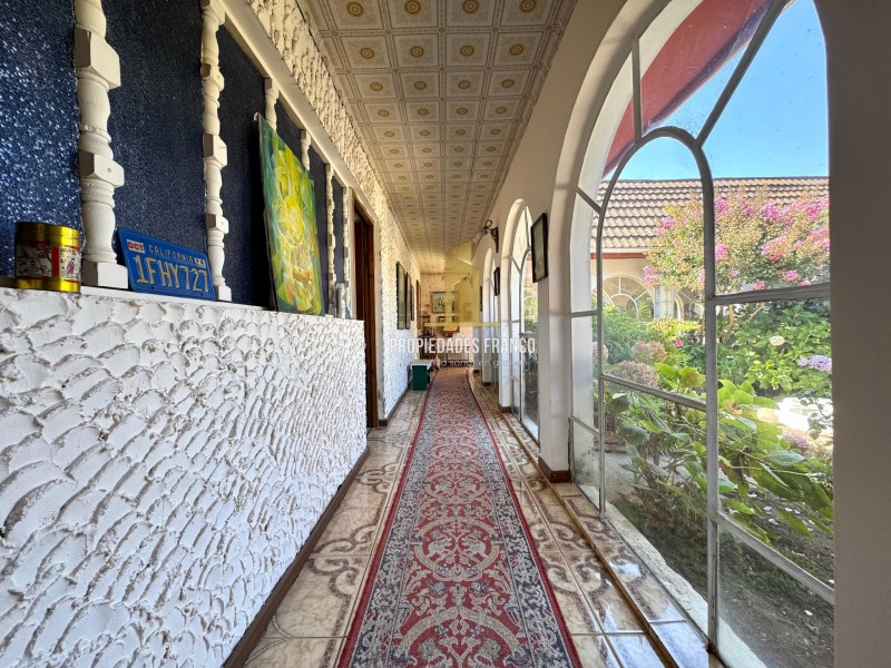 Imponente Casa en Villa Alemana en Terreno de 2,930 M2