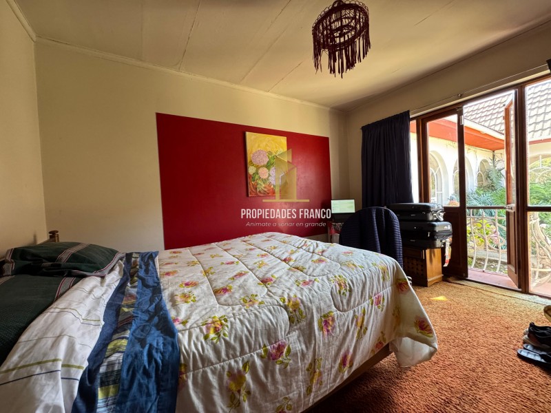 Imponente Casa en Villa Alemana en Terreno de 2,930 M2