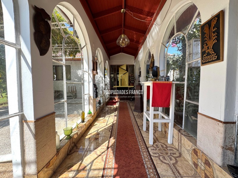 Imponente Casa en Villa Alemana en Terreno de 2,930 M2