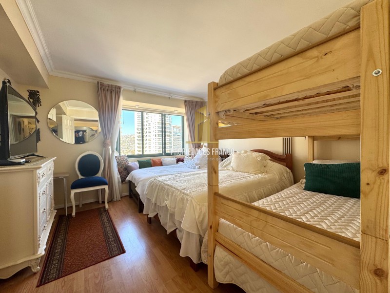 Coraceros 3D 3B Vista Al Mar Increible