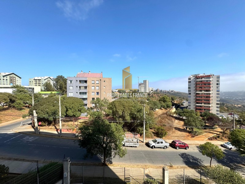 Venta Depto 4D 2B Cercano A Gomez Carreño