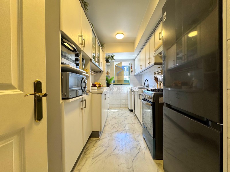 Coraceros 3D 3B Vista Al Mar Increible