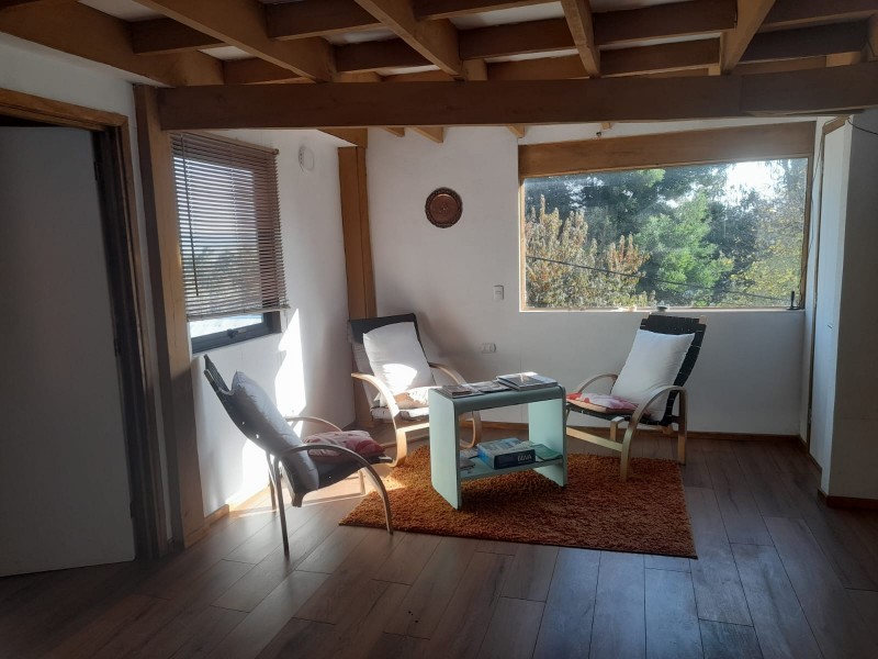 en Arriendo Propiedad Comercial de Tres Niveles