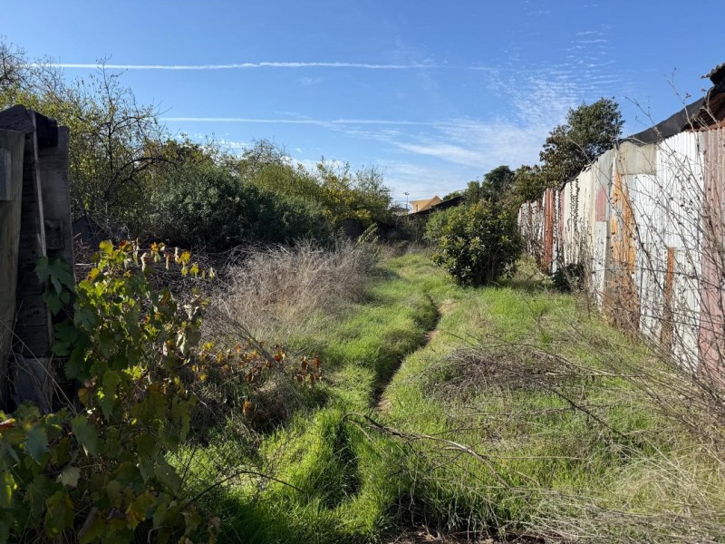Se Vende Sitio Urbano 1.020 M2 Con 5 Construcciones en Talca