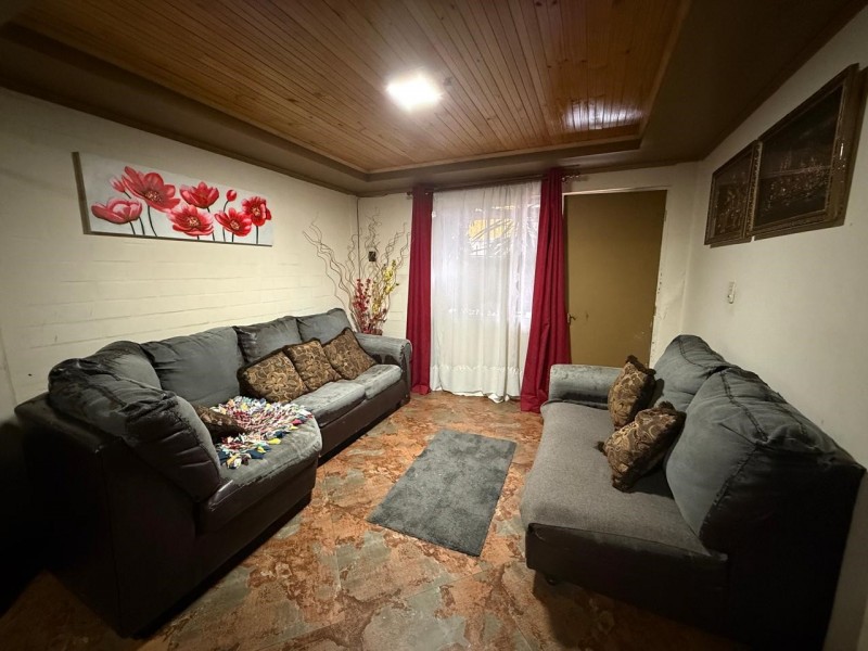 Se Vende Casa 3D/1B Villa Carlos González, Maule