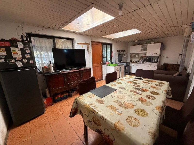 Se Vende Parcela Con 2 Casas Independientes en Pelarco