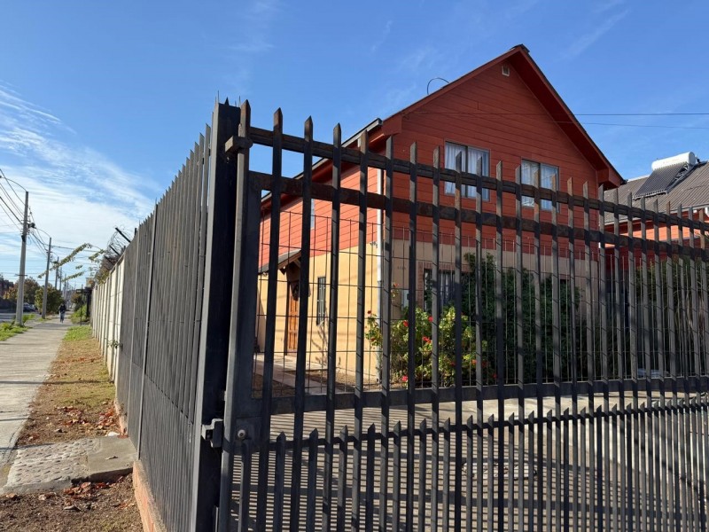 Se Vende Casa 4D/2B en la Villa Bicentenario,talca