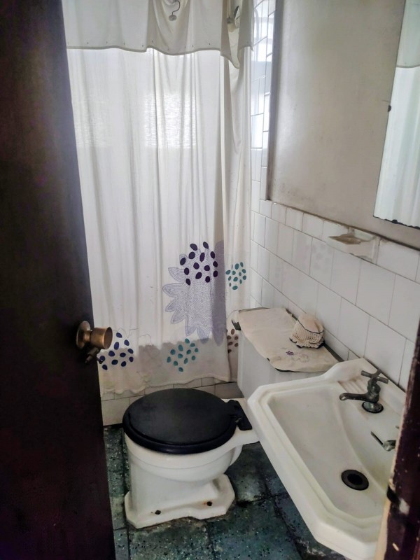 Se Vende Casa Con 800 M2 de Terreno A Paso del Centro