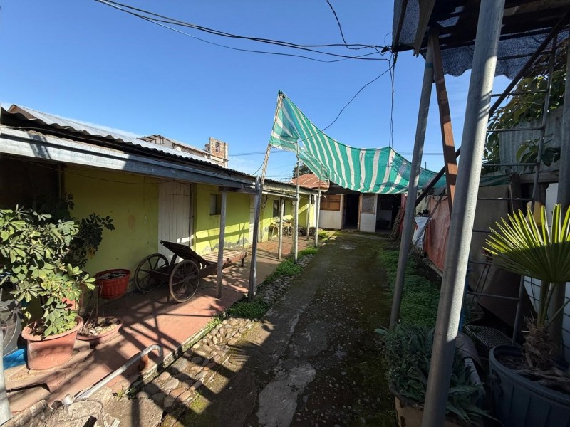 Se Vende Sitio Urbano 1.020 M2 Con 5 Construcciones en Talca