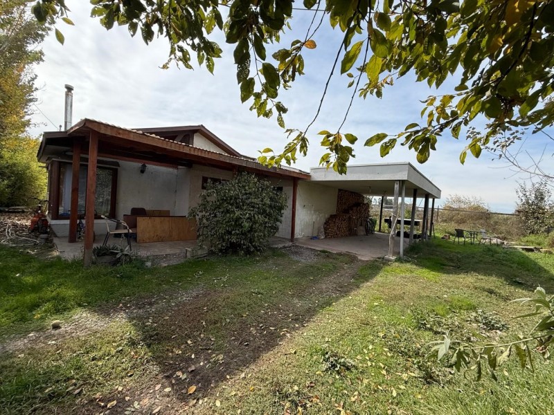 Fotografía de Se Vende Parcela Con 2 Casas Independientes en Pelarco