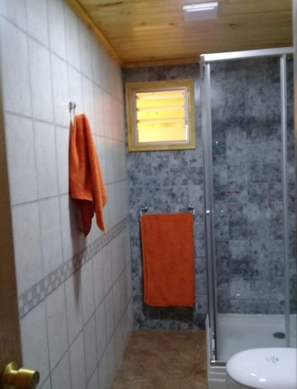 Casa de 3 Dorm. ,3 Baños, en Parcela de 5000 M2