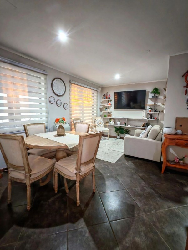 Valles del Country ,4 Dormitorios, 2 Baños