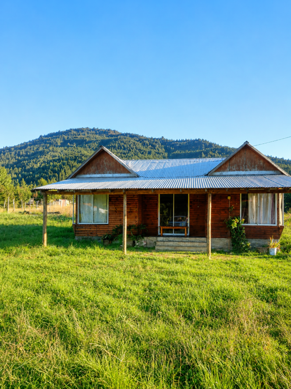 Se Vende Parcela 2.4 Ha., Con Casa 3D/1B,
