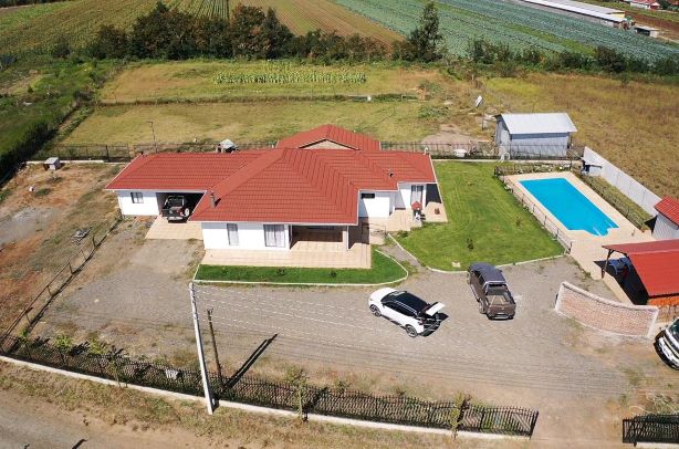 Gran Casa en Parcela de 5000 Mt, Pelarco