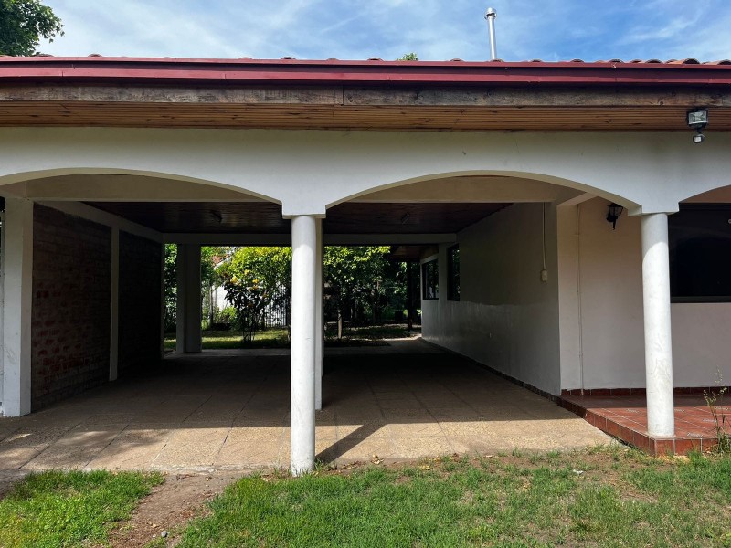 Gran Casa en Parcela de 5000M² , 5D/4B Piscina, San Javier
