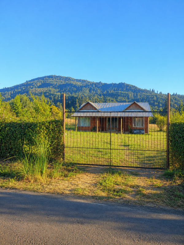 Se Vende Parcela 2,4 Ha. Con Cabaña, 3D /1B ,ruta K-595