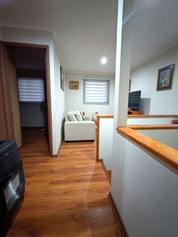 Valles del Country ,4 Dormitorios, 2 Baños