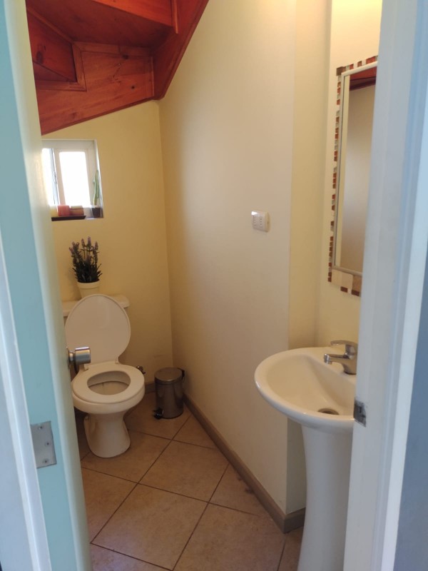 Casa en Venta – Valles del Country, Av. del Agua, Talca