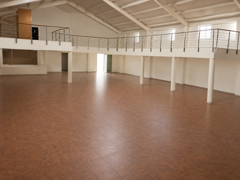Se Vende Excepcional Propiedad Comercial Multipropósito