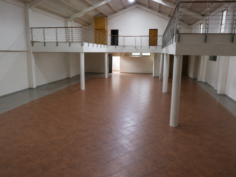 Se Vende Excepcional Propiedad Comercial Multipropósito