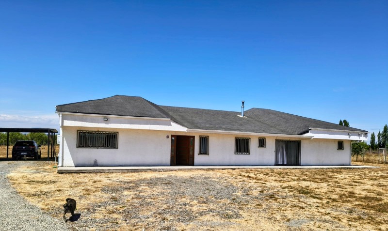 Linda Casa de 315 M²,en Parcela de 5.000 M² , Pelarco