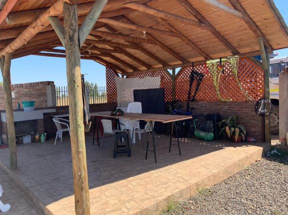 Gran Casa en Parcela de 5000 Mt, Pelarco