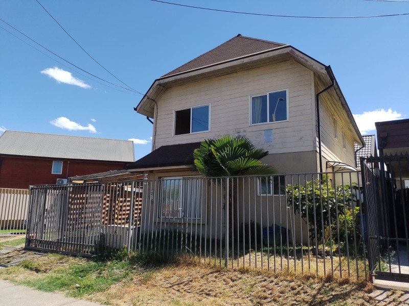Casa en Venta – Valles del Country, Av. del Agua, Talca