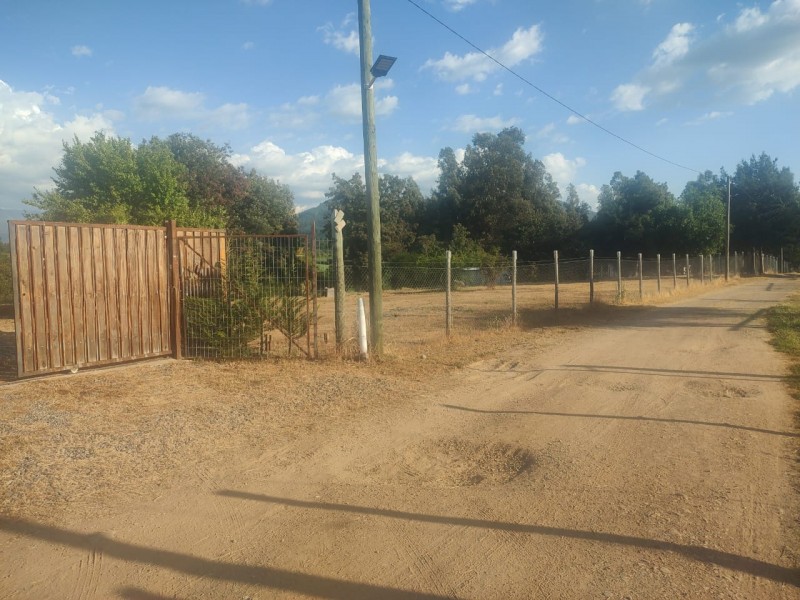 Casa de 3 Dorm. ,3 Baños, en Parcela de 5000 M2