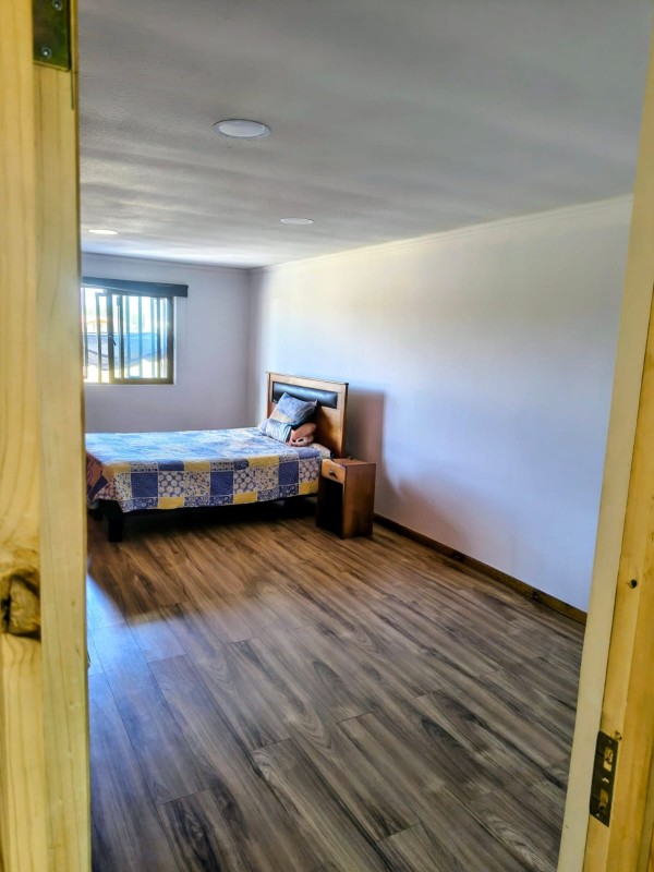 Linda Casa de 315 M²,en Parcela de 5.000 M² , Pelarco