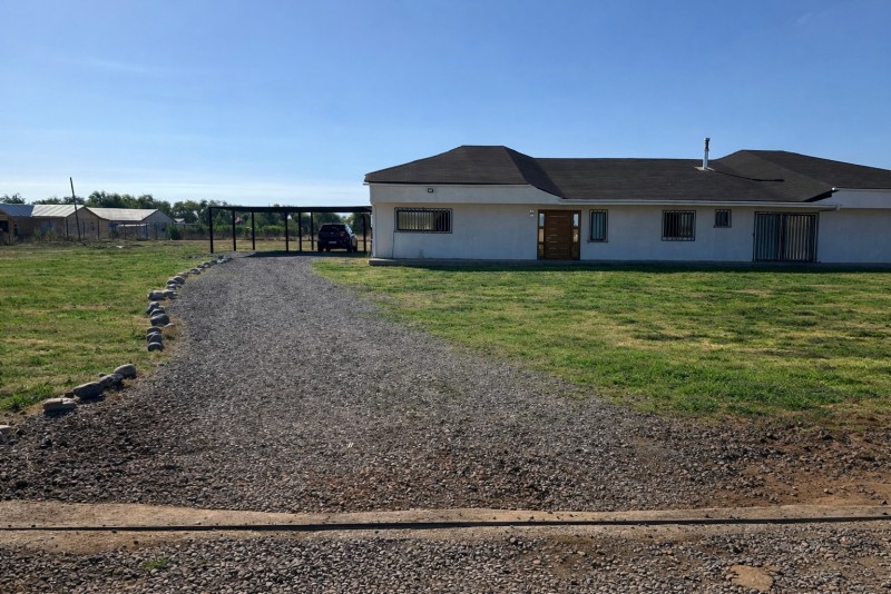 Linda Casa de 315 M²,en Parcela de 5.000 M² , Pelarco