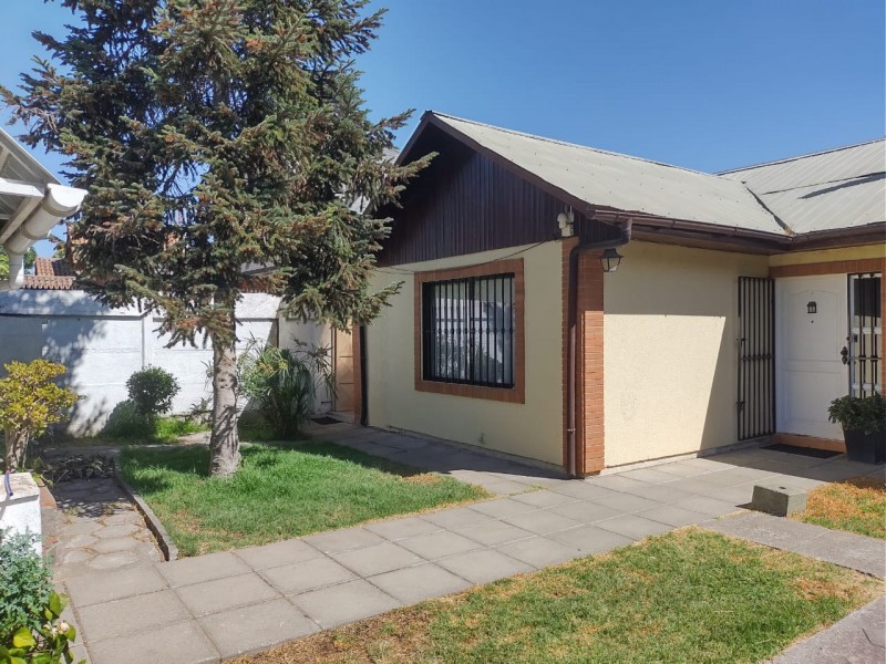 Casa en Sector Sur/poniente en Talca, 3 Dorm. 2 Baños