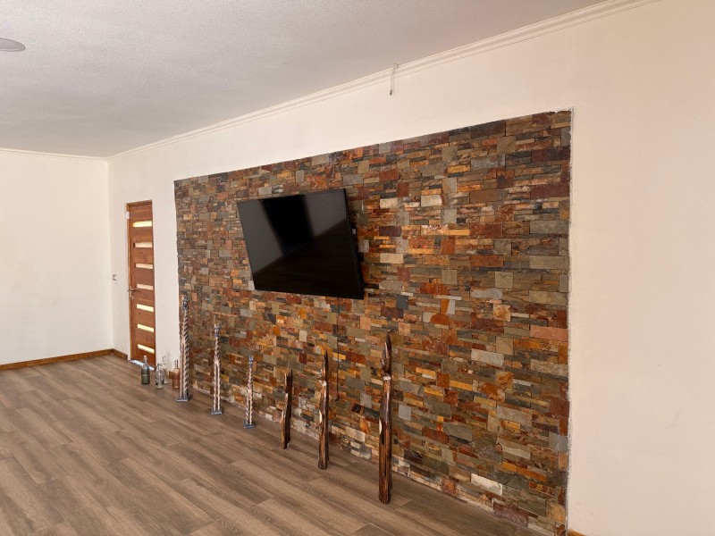 Linda Casa de 315 M²,en Parcela de 5.000 M² , Pelarco