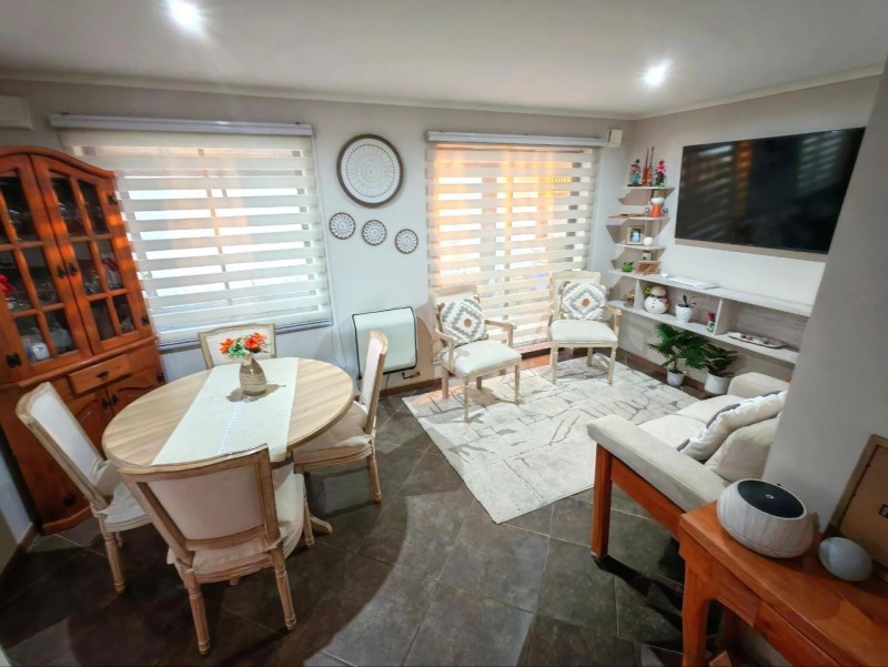 Valles del Country ,4 Dormitorios, 2 Baños