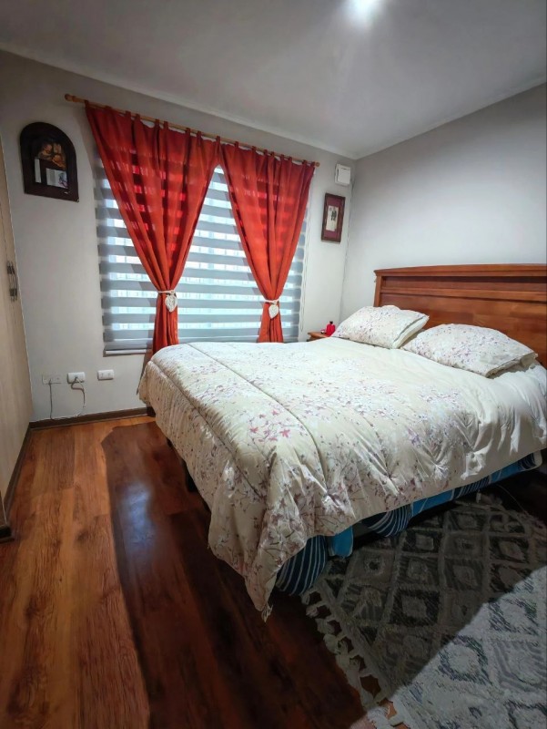 Valles del Country ,4 Dormitorios, 2 Baños