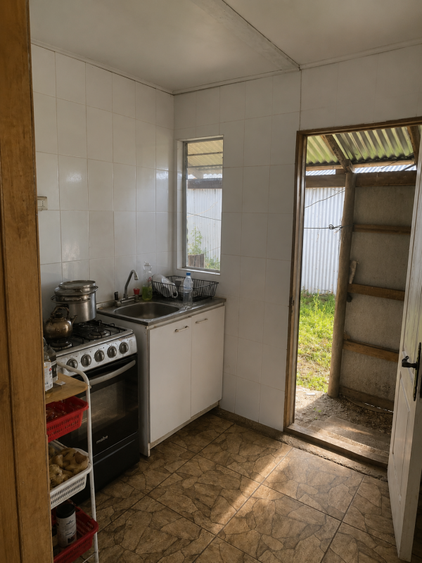 Se Vende Parcela 2.4 Ha., Con Casa 3D/1B,