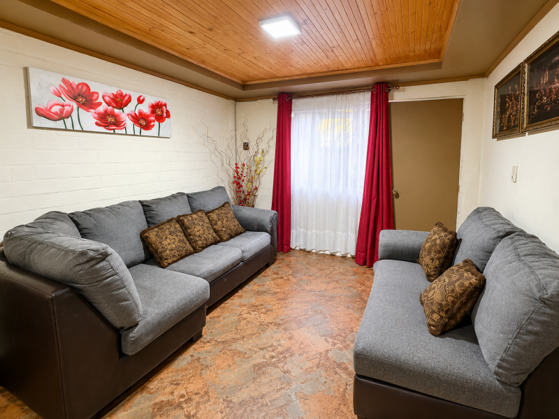 Casa en Villa Carlos González, 3D/2B/1E Comuna de Maule