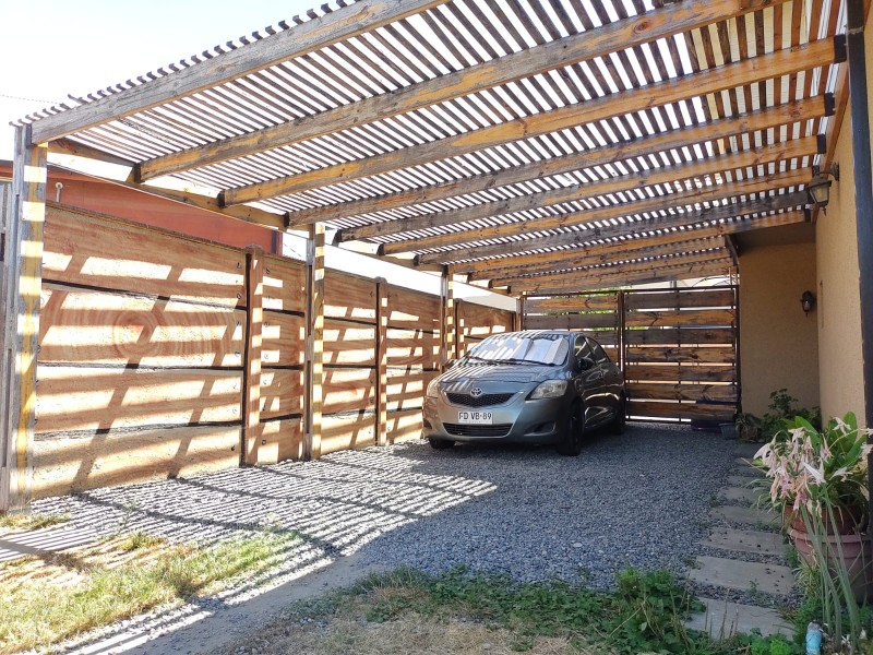 Casa en Venta – Valles del Country, Av. del Agua, Talca