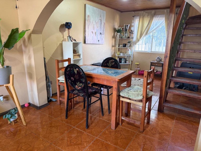 Casa de 4 Dorm. 1 Baño, Villa Galilea, Talca