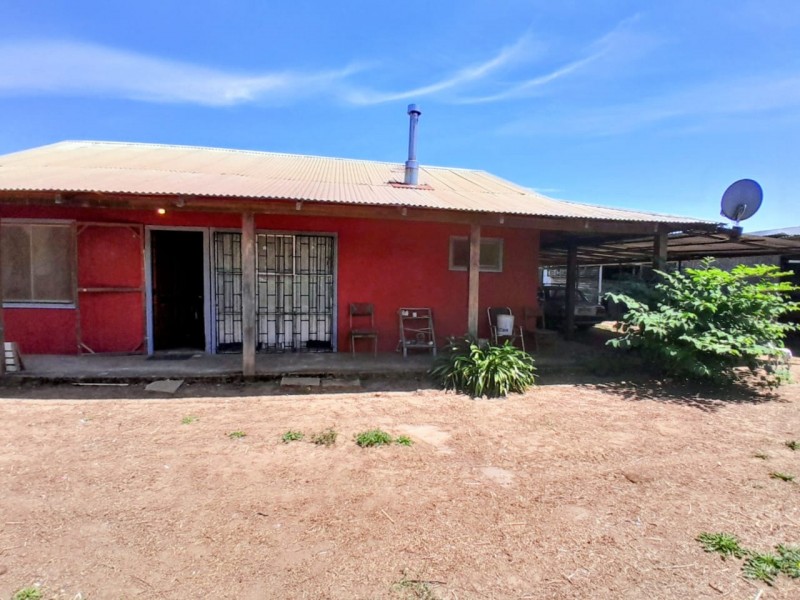 Parcela de 6800 M² Con Casa de 3 Dorm. 1 Baño