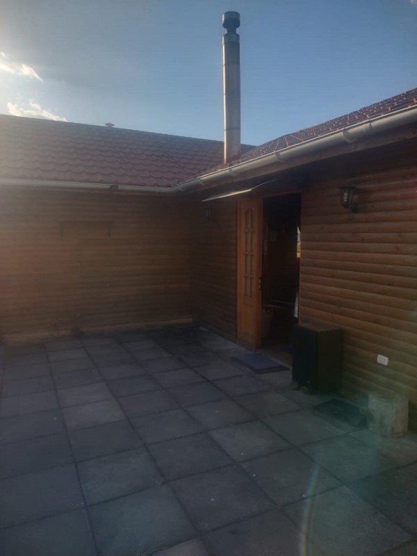 Casa de 3 Dorm. ,3 Baños, en Parcela de 5000 M2